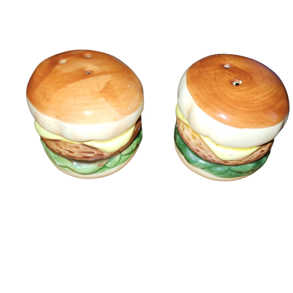 Burger Shaped Salt and Pepper Shakers